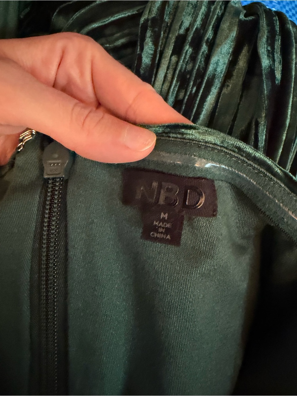 NBD REVOLVE Spanish Moss Strapless Gown in Jewel Green Emerald Formal Velvet M - Picture 6 of 6